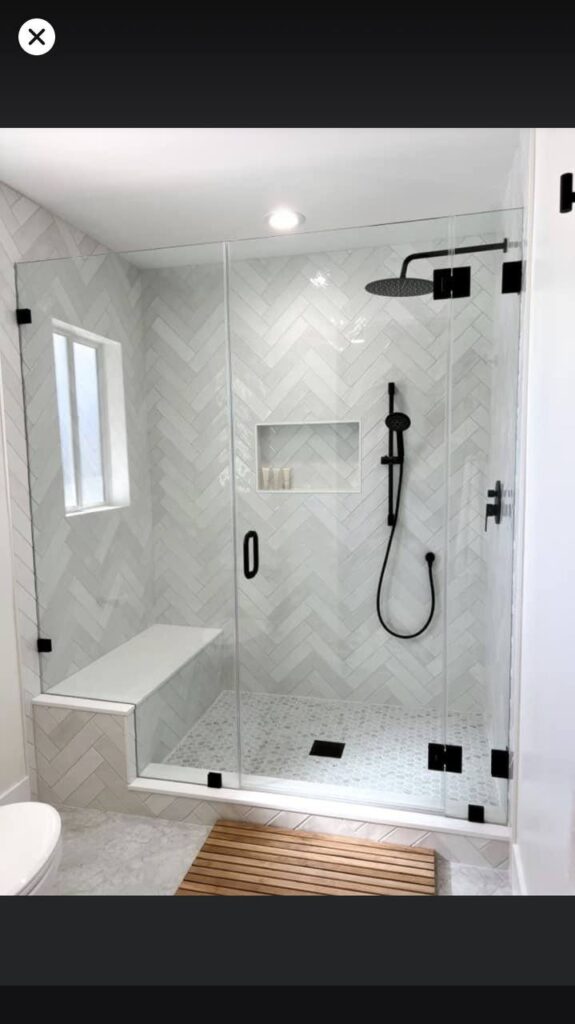 فواصل وقواطع زجاجية