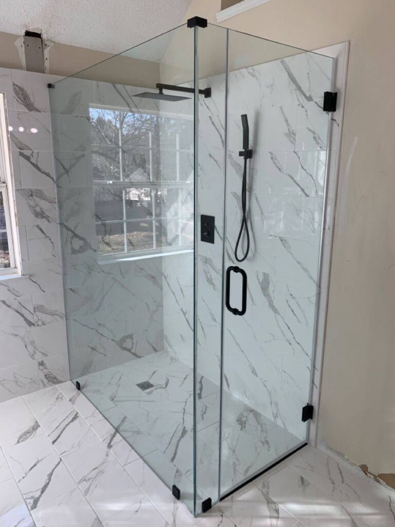 تركيب كبائن الدش الزجاجية (شاور) وغرف زجاجية